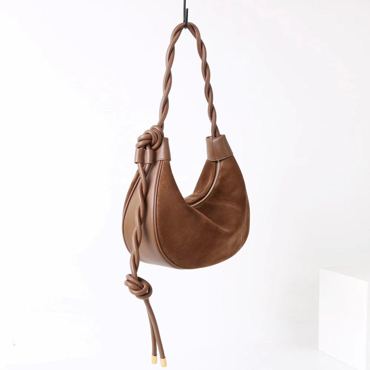 New cowhide casual bag