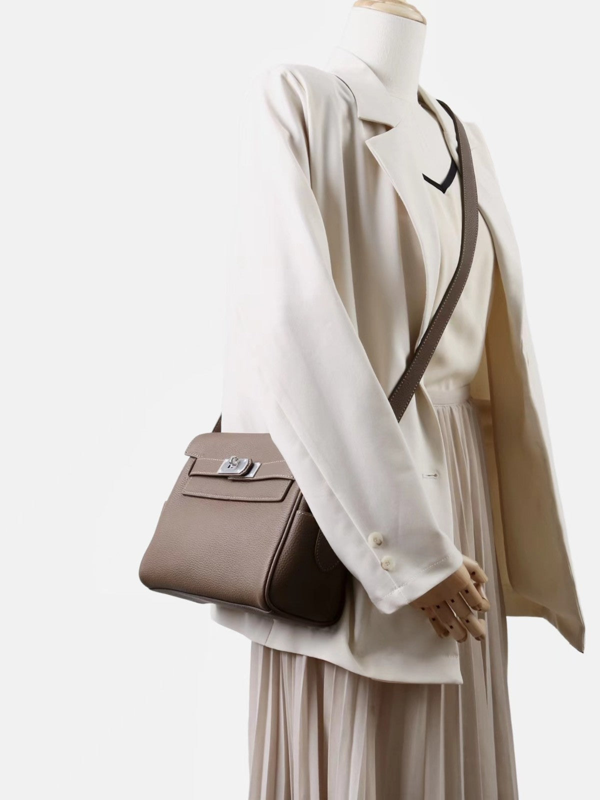 New first-layer cowhide crossbody bag