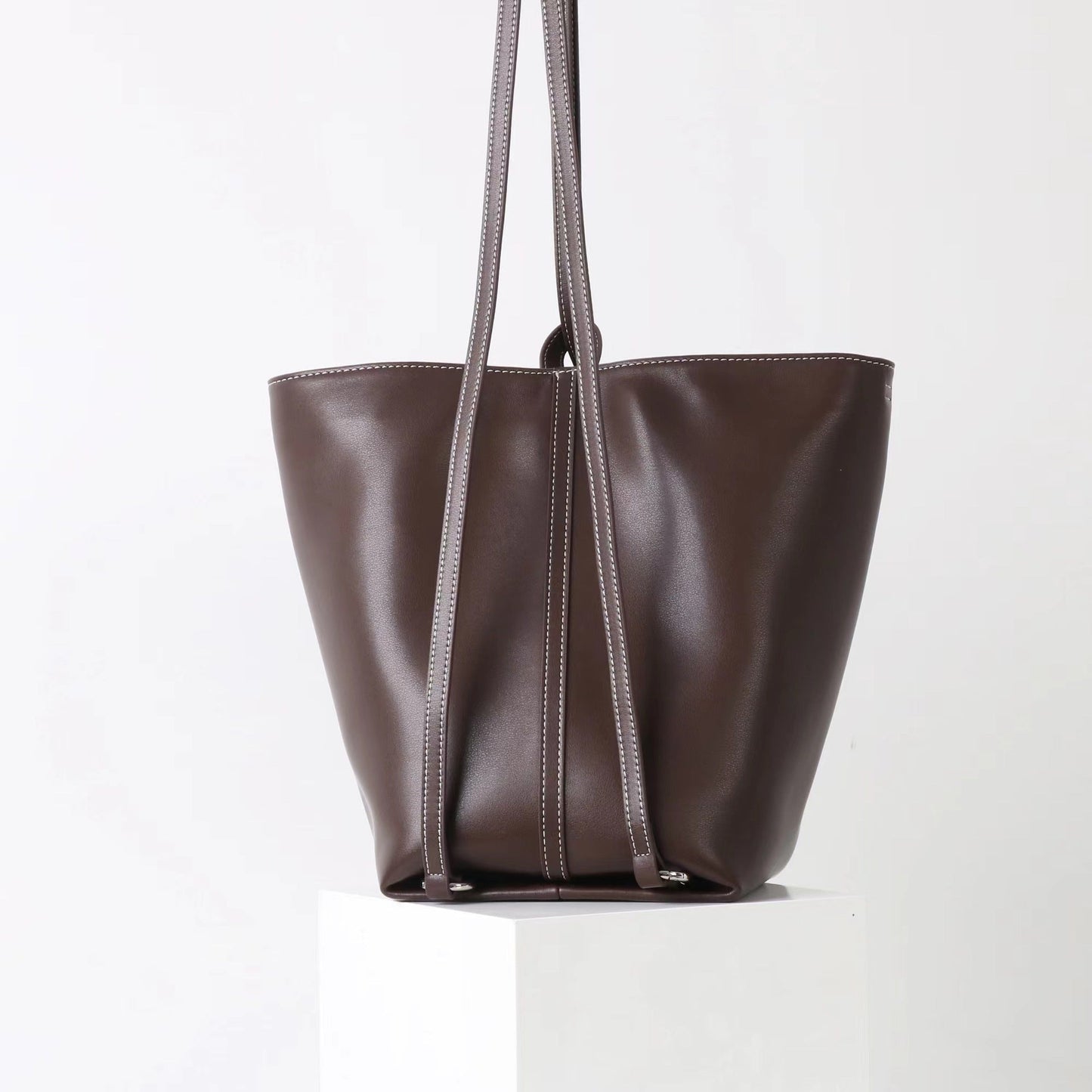 New Women’s Large Carrying Bag