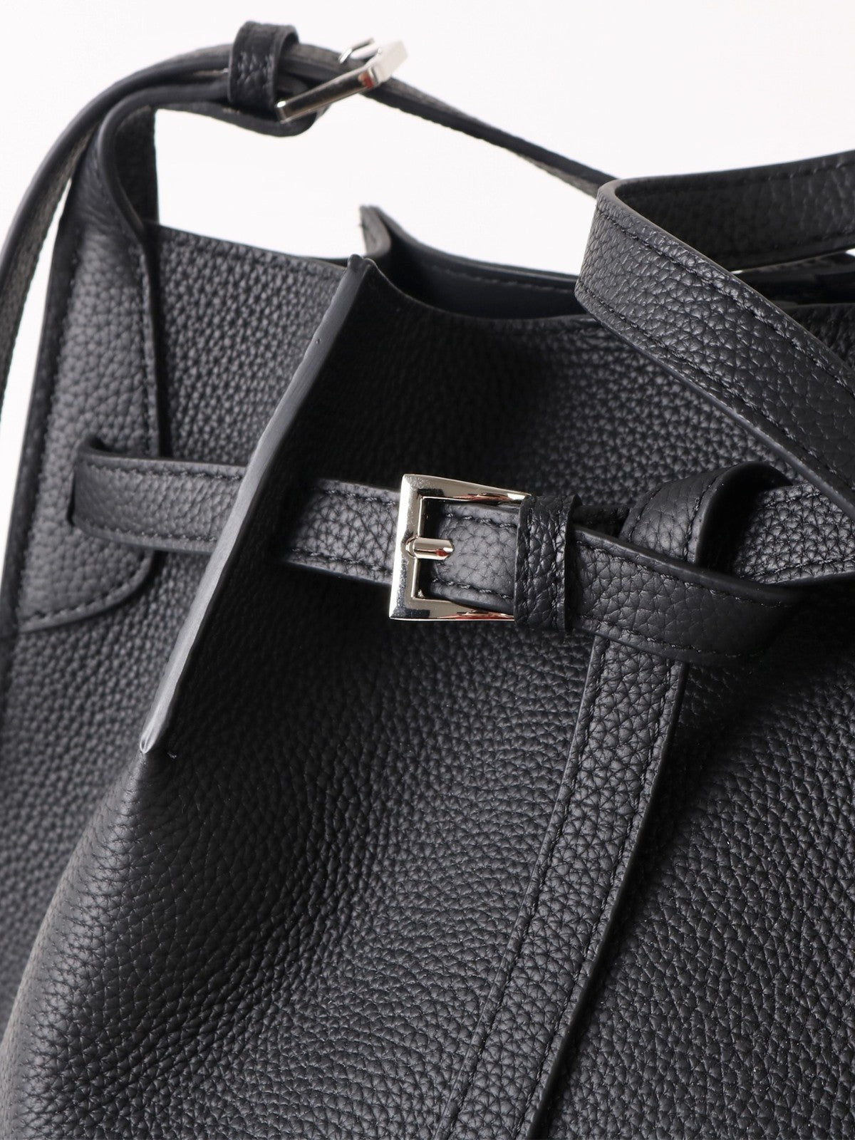 New Women’s Large Carrying Bag