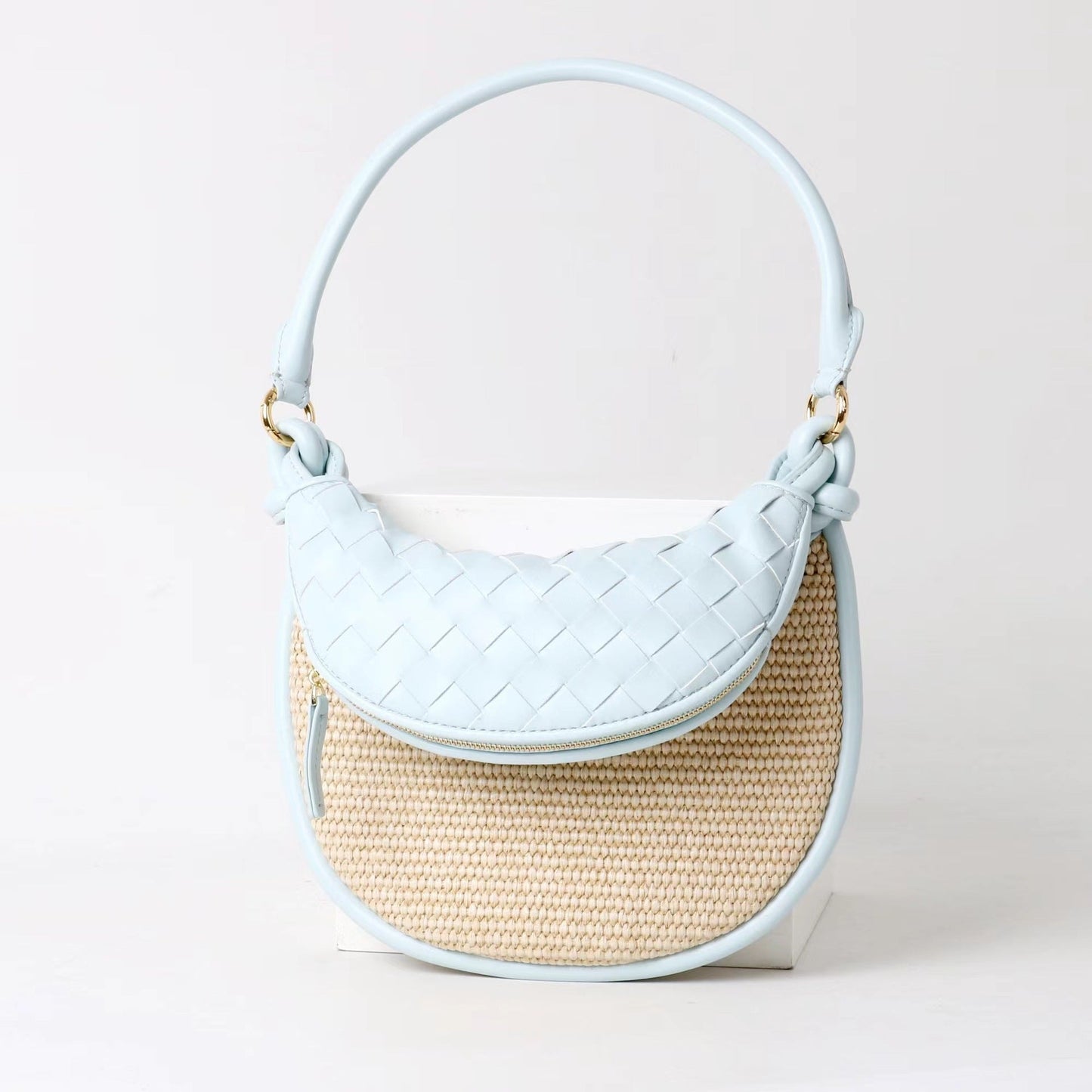 New women’s straw-woven moon bag