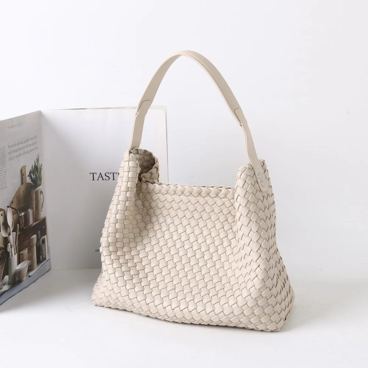 New Women’s Tote Woven Bag