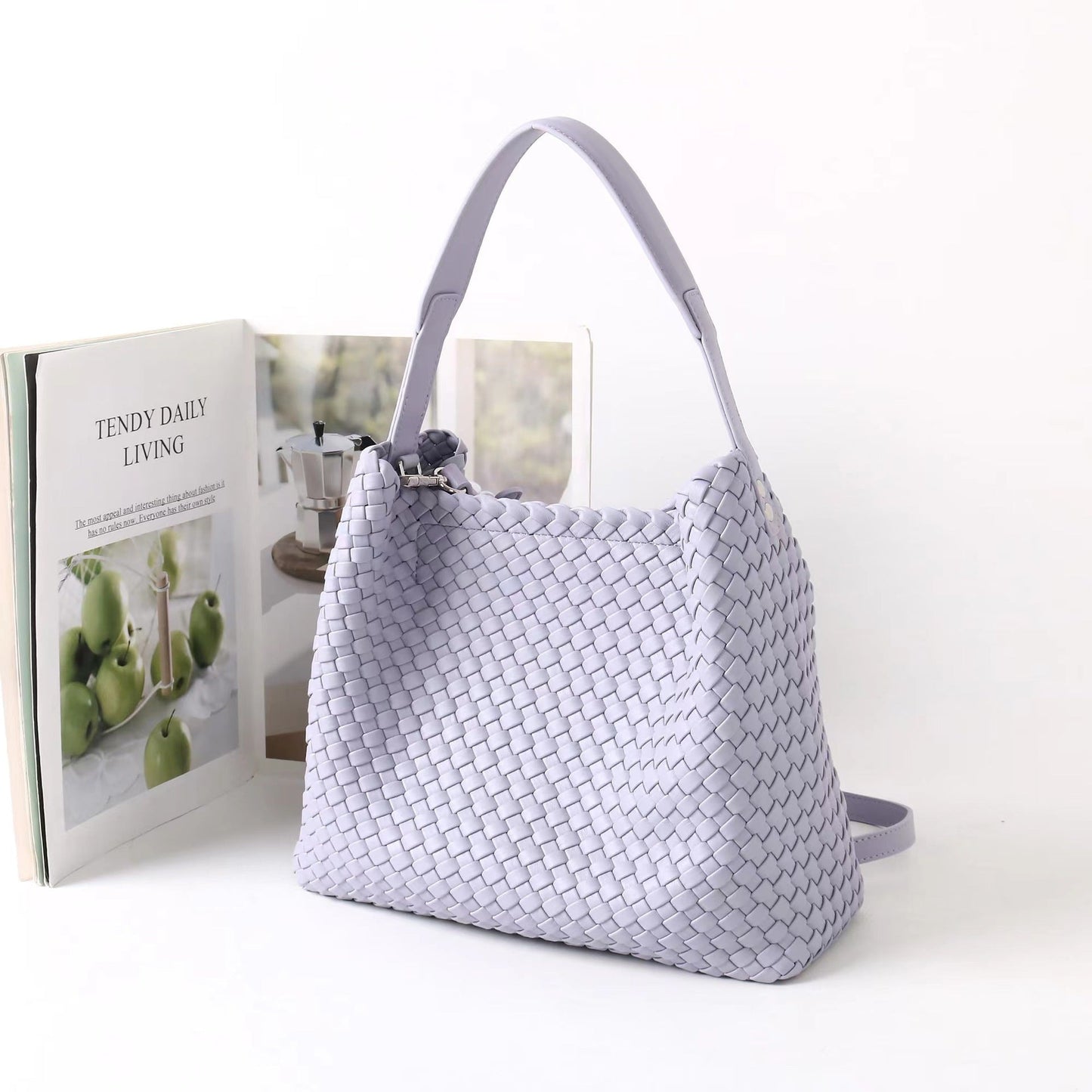 New Women’s Tote Woven Bag