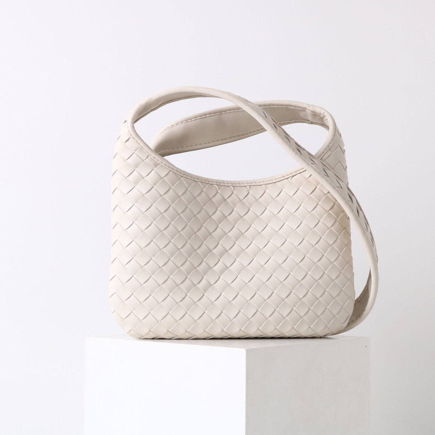 New Women’s Wide-Strap Woven Bag