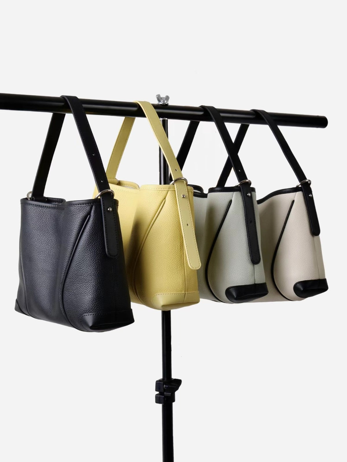 Women’s Classic Bucket Bag