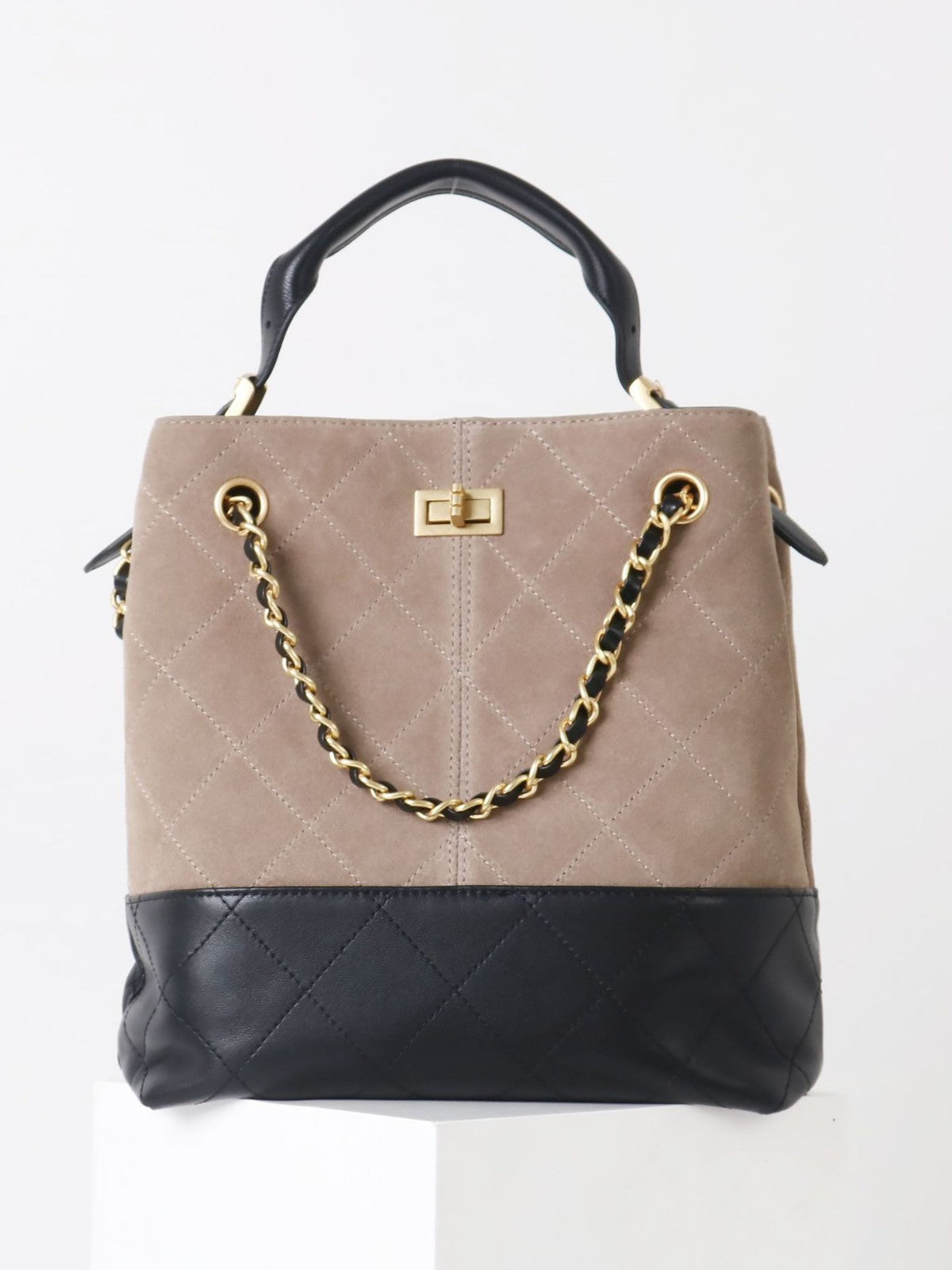 Women’s Classic Style Frosted Sheepskin Exquisite Shoulder Bag
