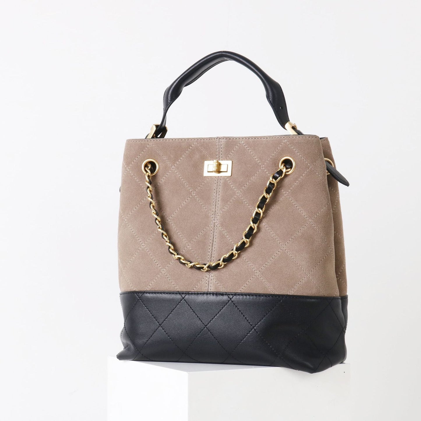 Women’s Classic Style Frosted Sheepskin Exquisite Shoulder Bag