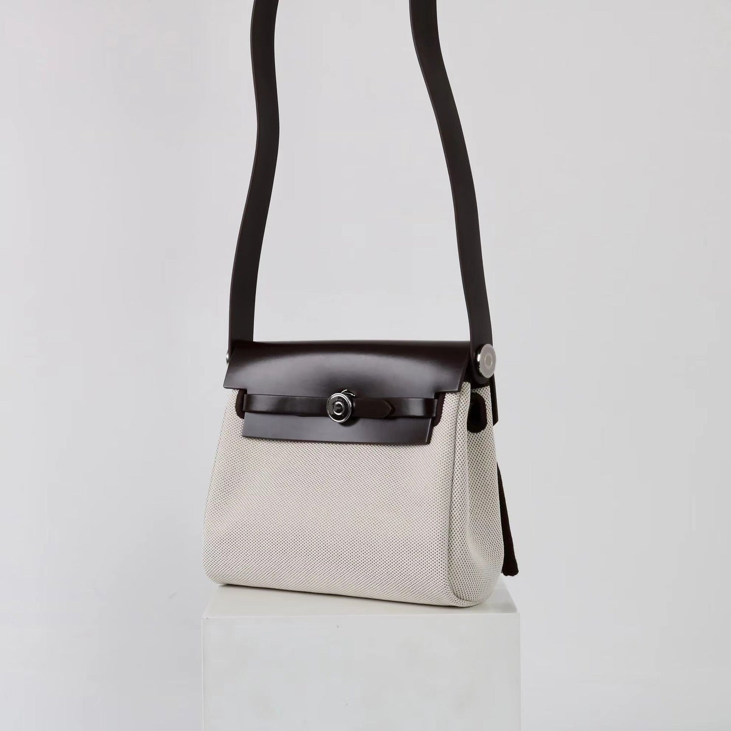Women’s cowhide canvas bag