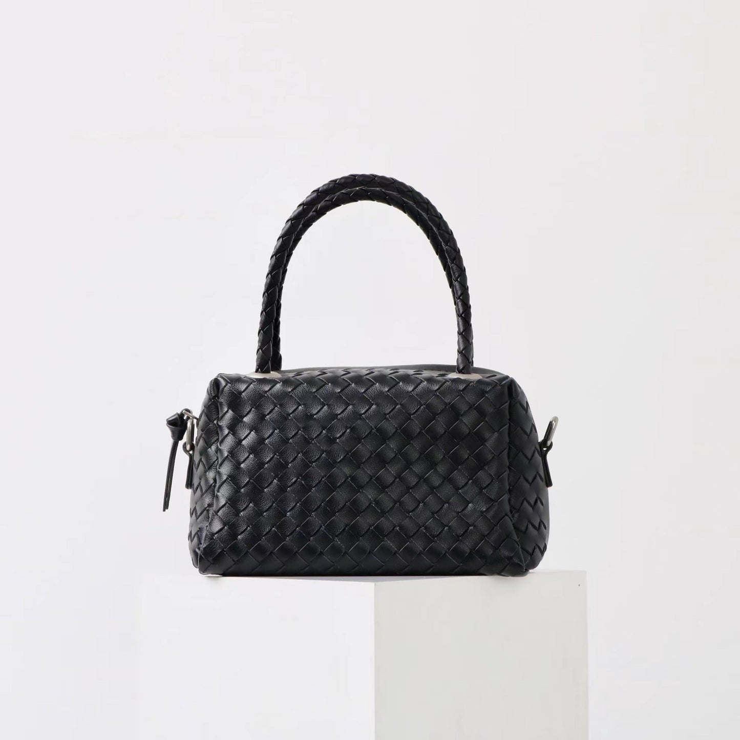 Womens Cowhide woven bag