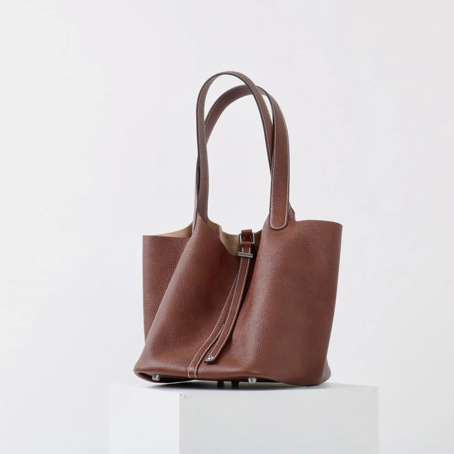 Womens Large-capacity handbag