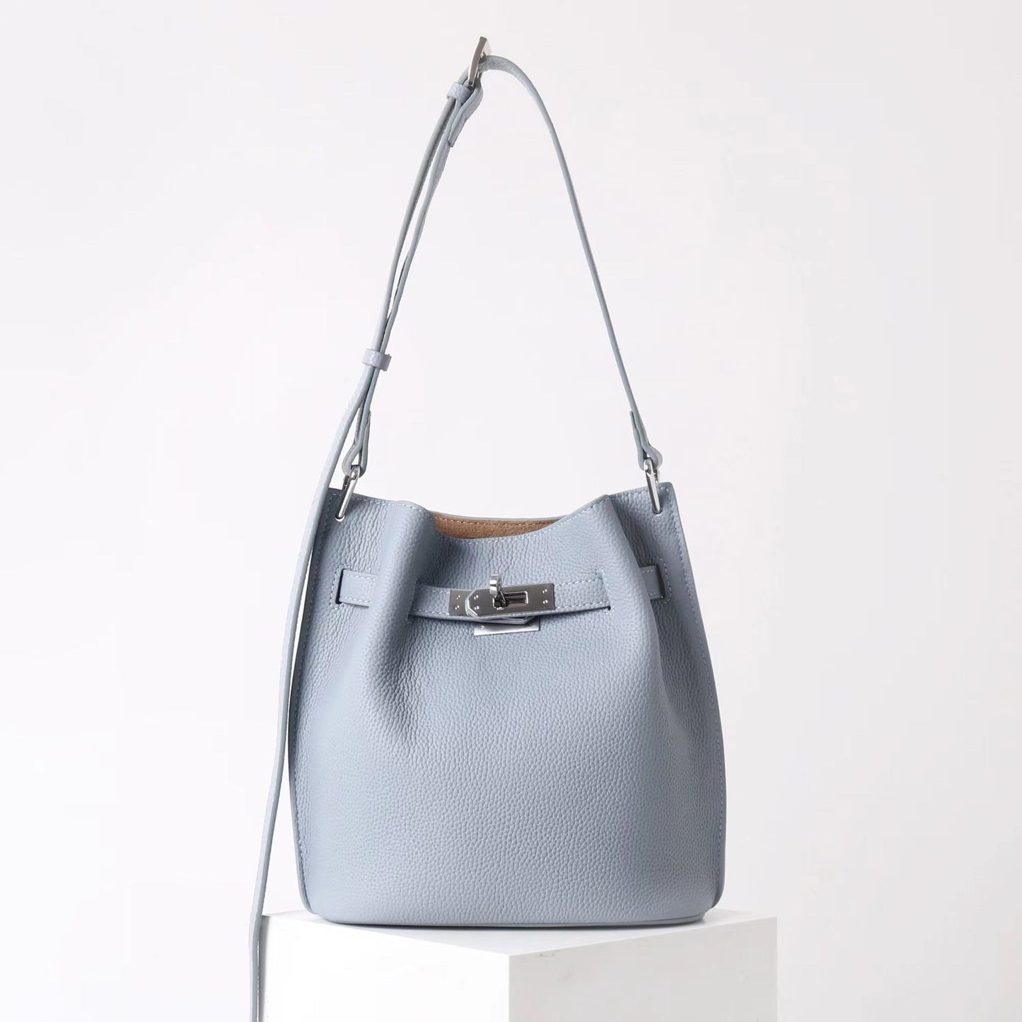 Women’s new bucket bag