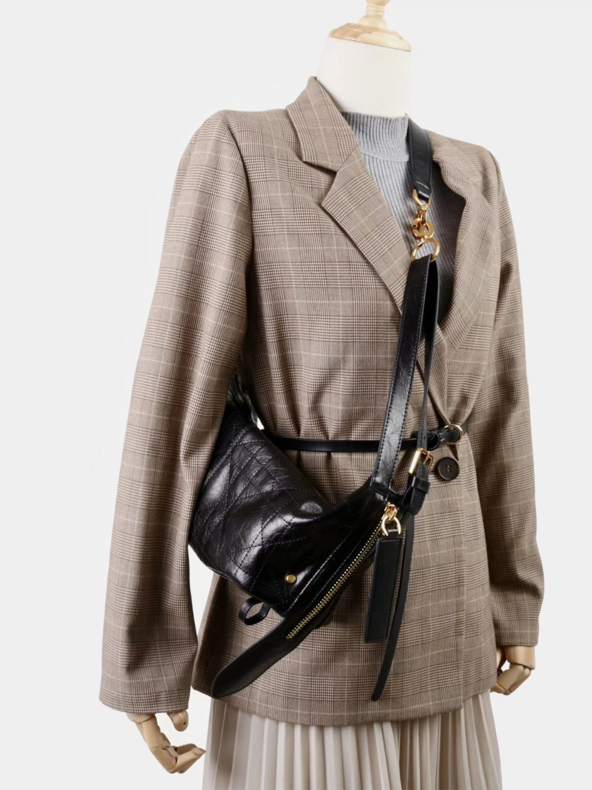 Women Small Journey Bag in Quilted Calfskin Black