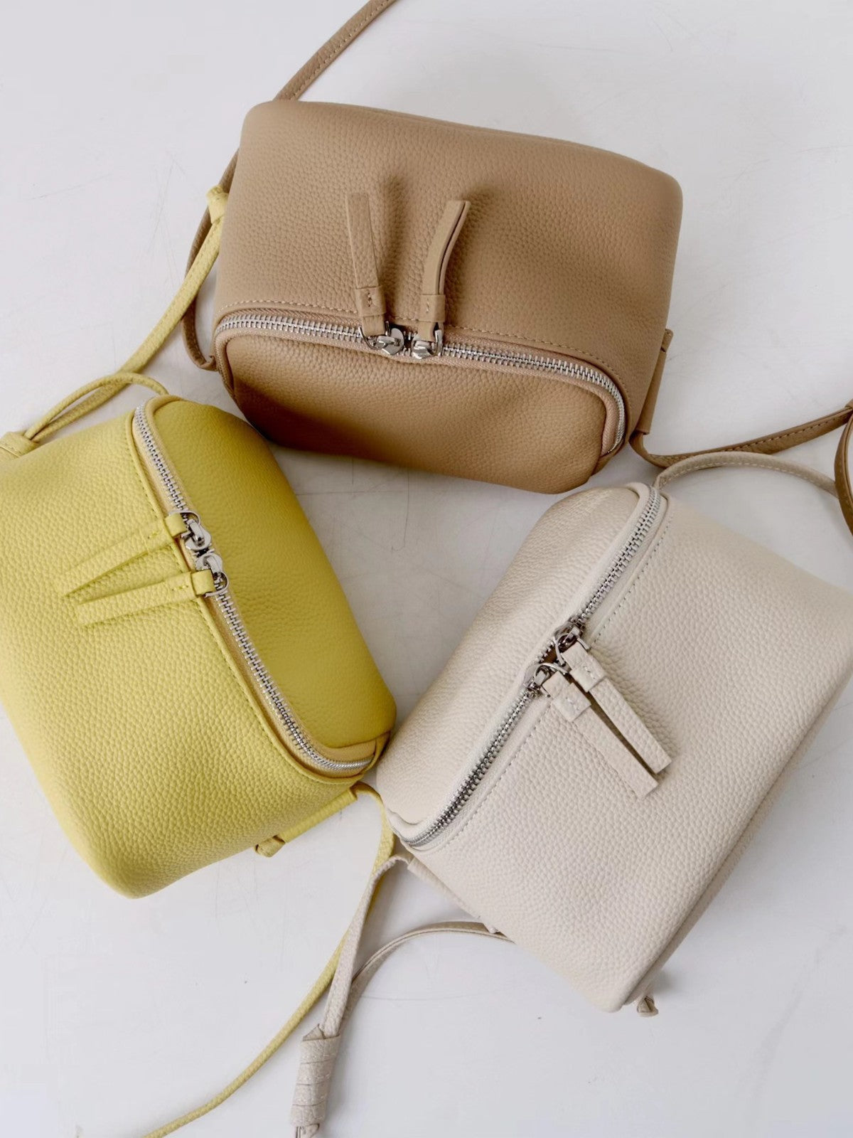 Women’s top crossbody bag