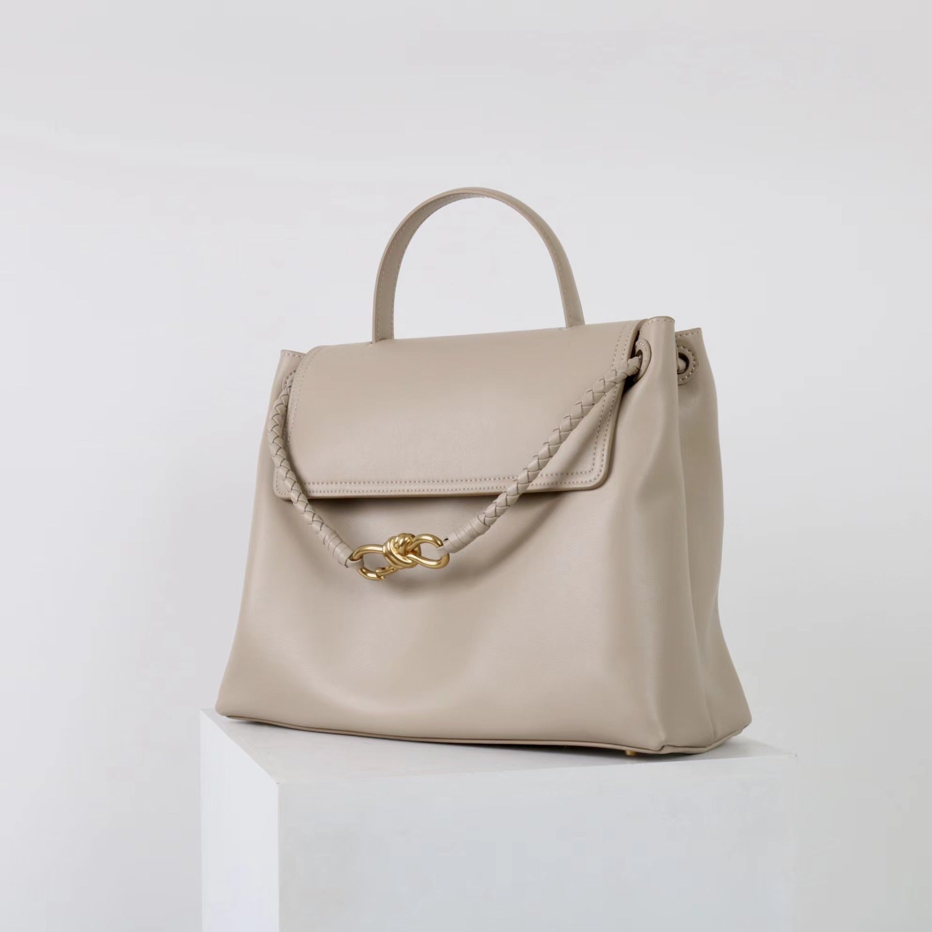 Women’s cowhide tote bag