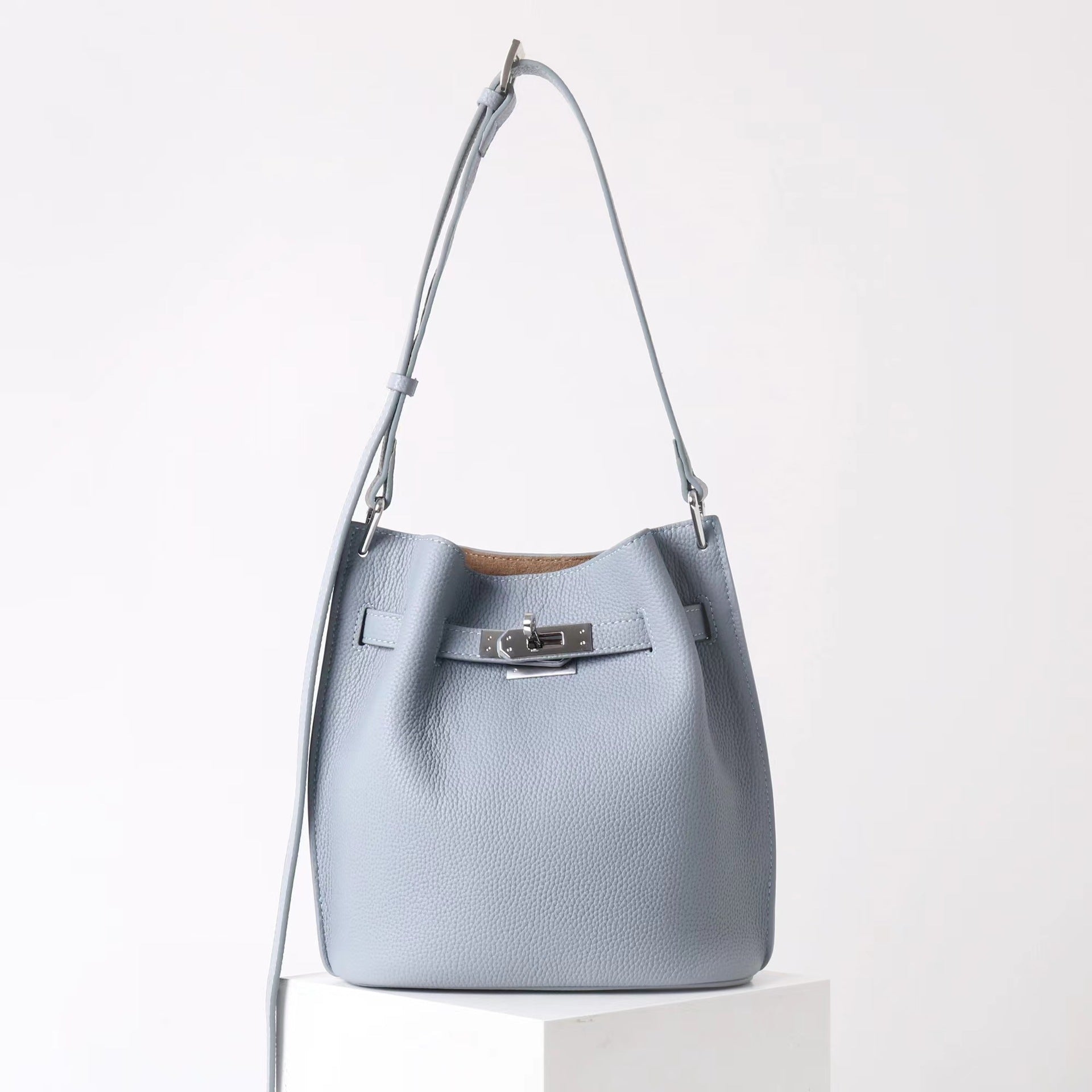 Women’s new bucket bag