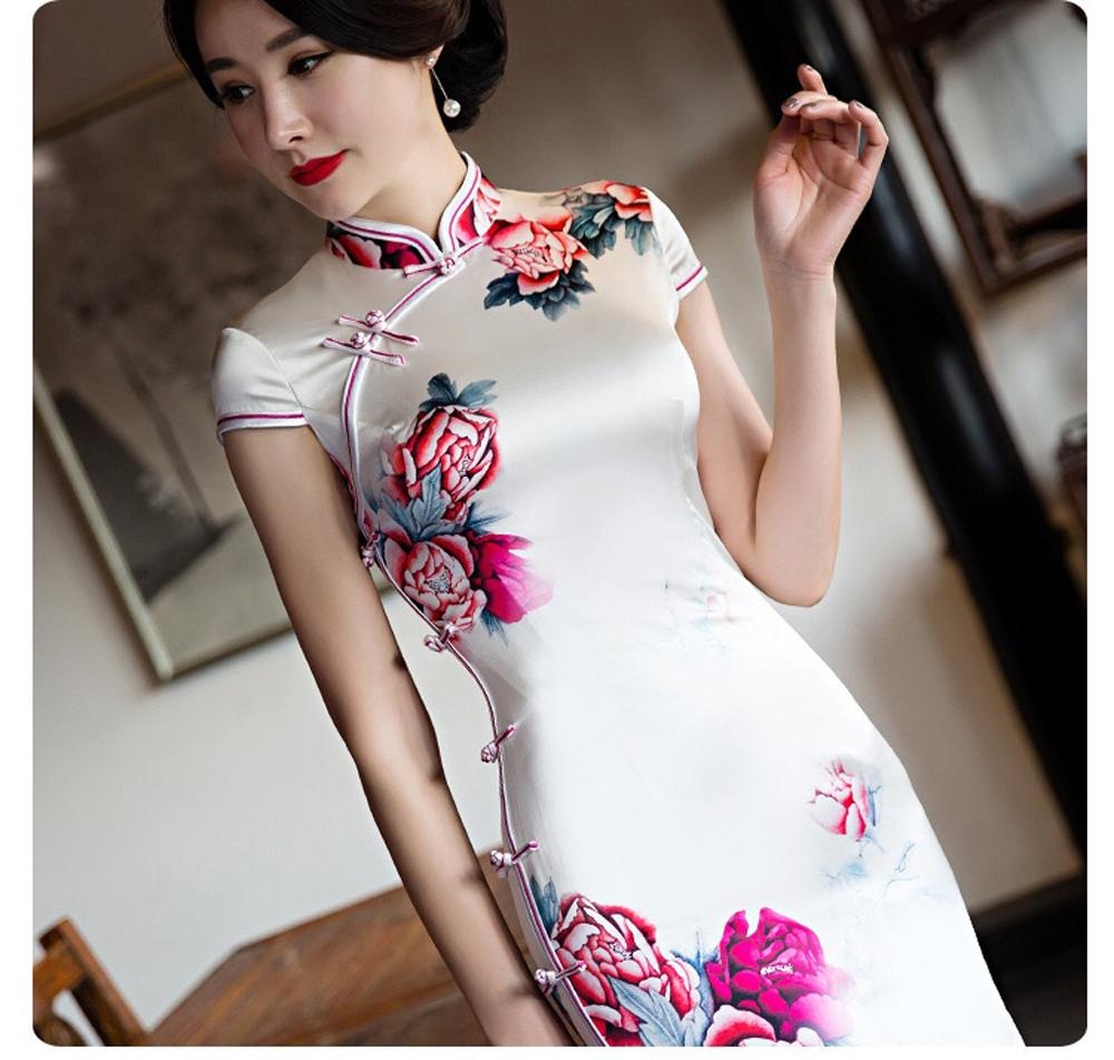 Winnal Long Cheongsam Dress Traditional Chinese Silk Qipao