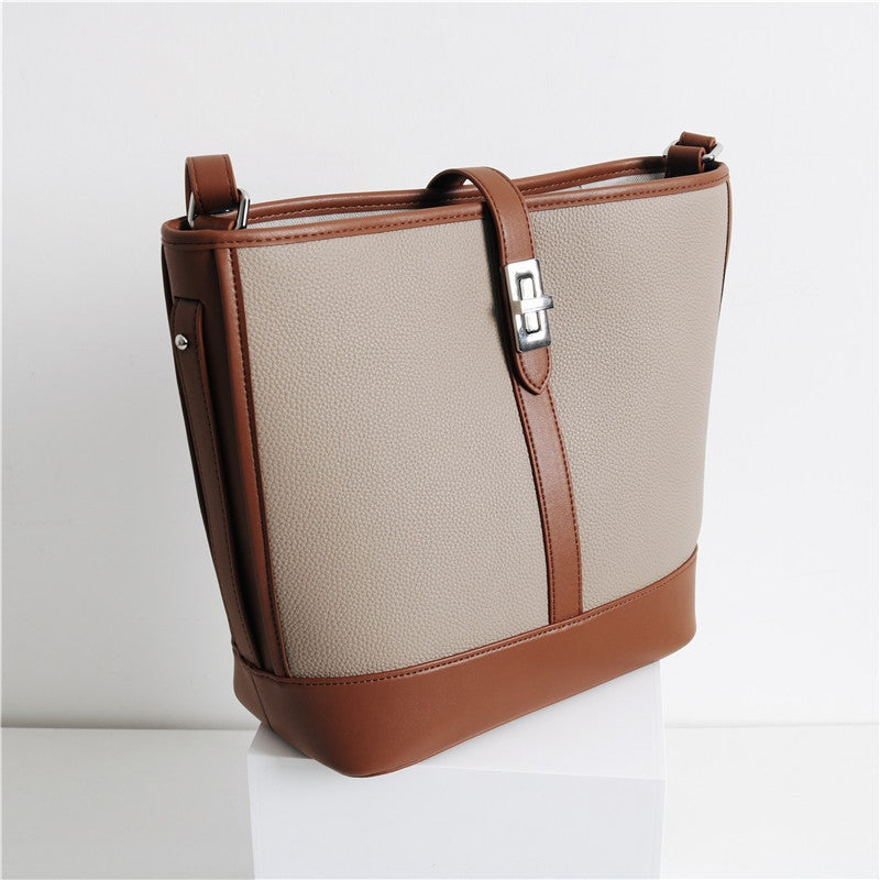 Women’s Leather Hobo Bag
