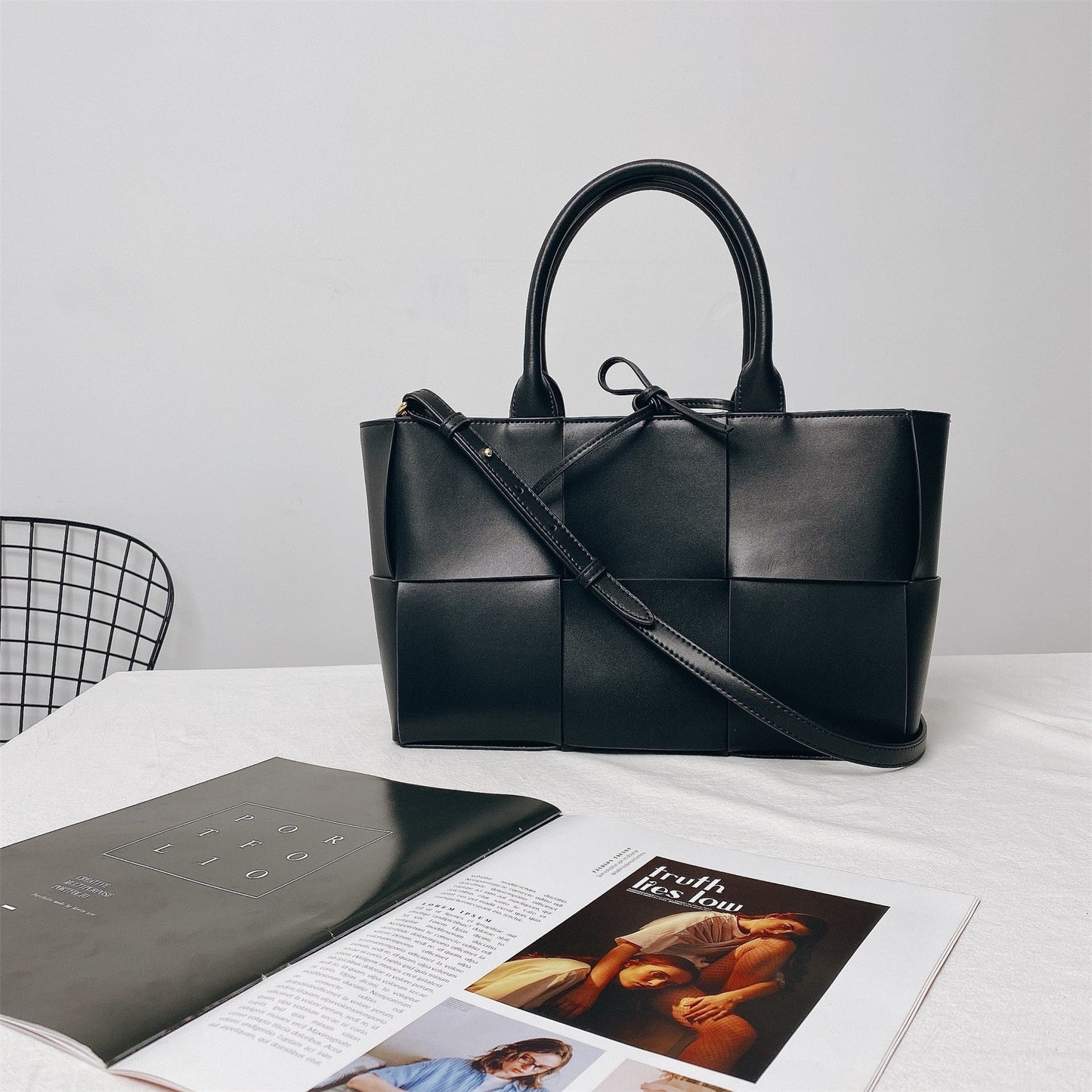 Womens Leather Intreccio Woven Large Tote Bag