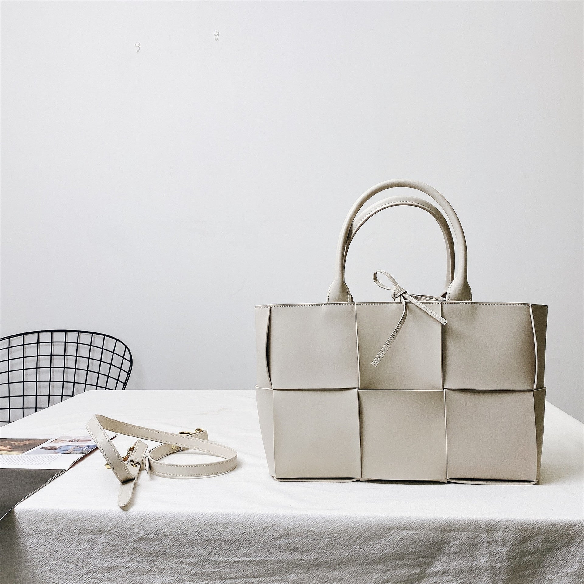 Womens Leather Intreccio Woven Large Tote Bag