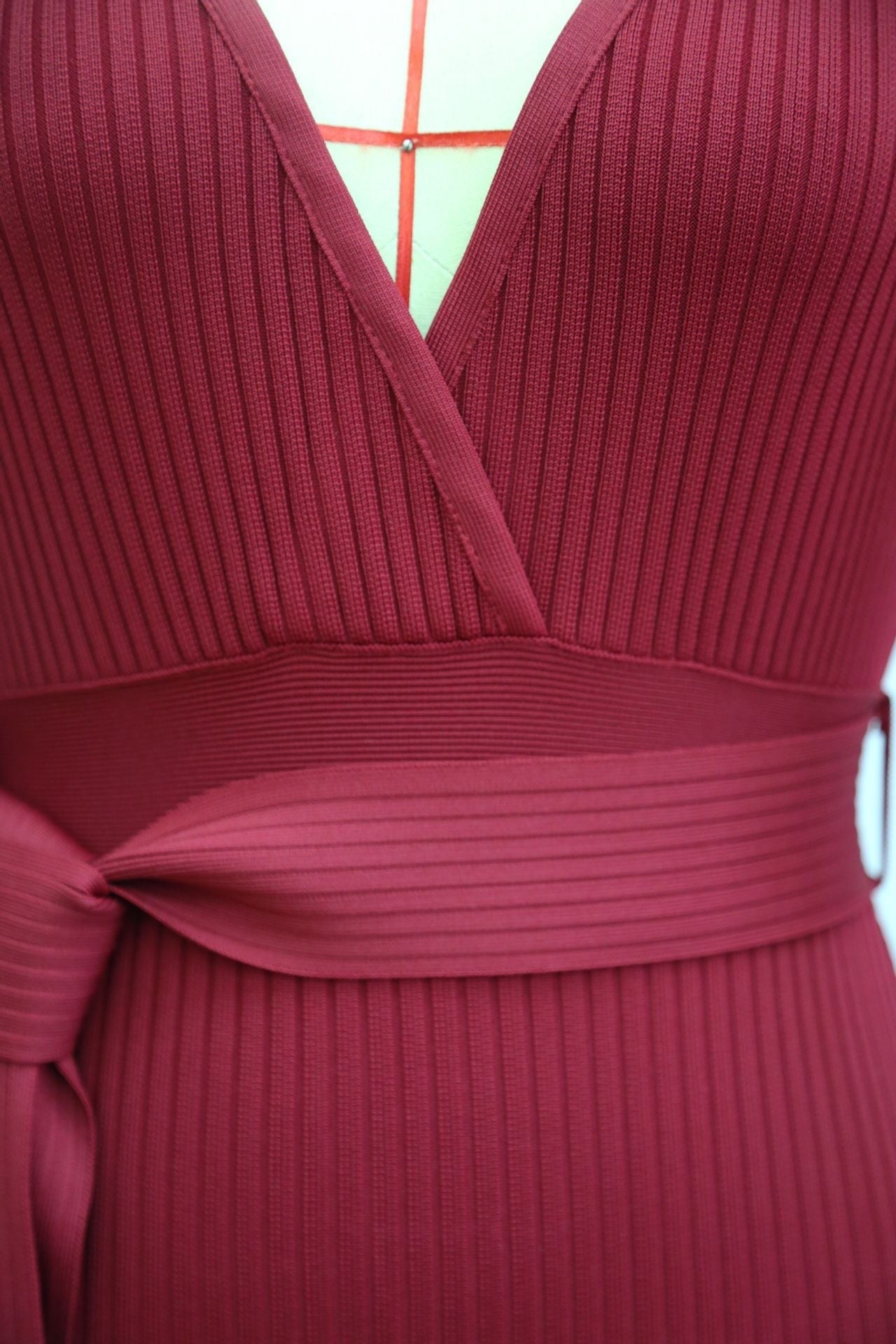 Women’s Long Sleeve Deep V Neck Draped Knee Length Bodycon Bandage Dress